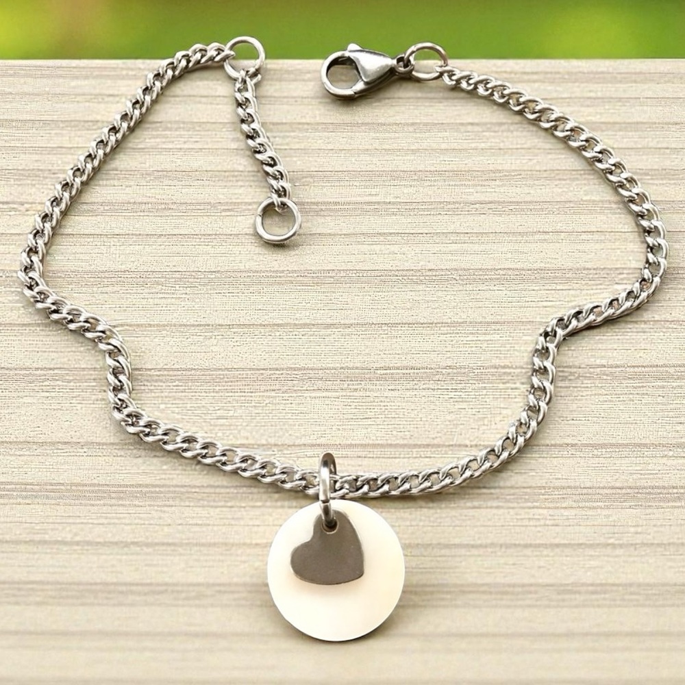 🆕Heart on Fresh Water Shell Ankle Bracelet